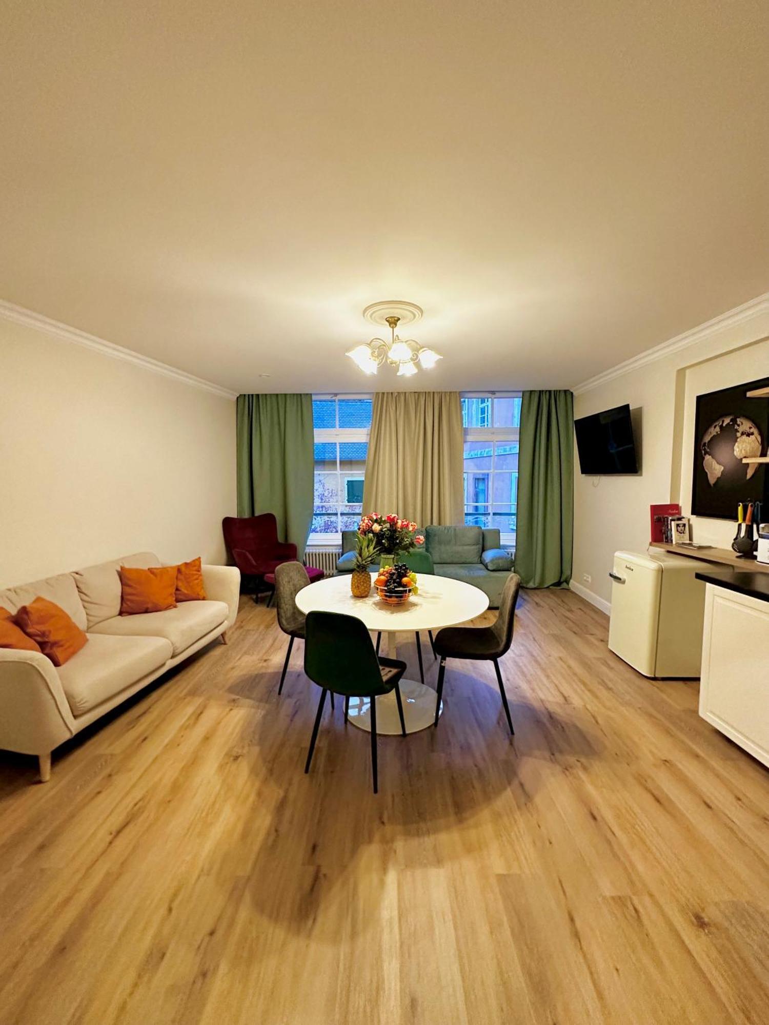 Hirsch Appartements Baden-Baden Luaran gambar
